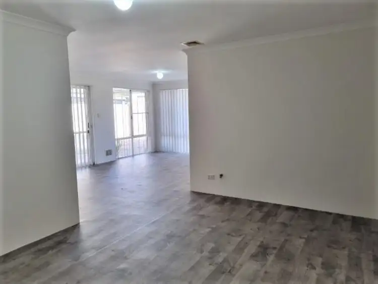 Fifth view of Homely house listing, 2 Rubida Close, Greenfields WA 6210