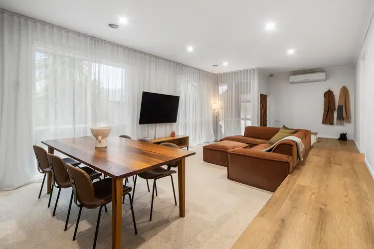 Fourth view of Homely house listing, 2 Airlie Court, Langwarrin VIC 3910