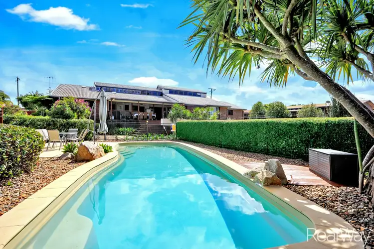 Second view of Homely house listing, 7 Parkvue Drive, Avoca QLD 4670