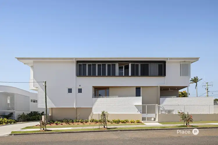 2/30 Arnold Street, Manly QLD 4179