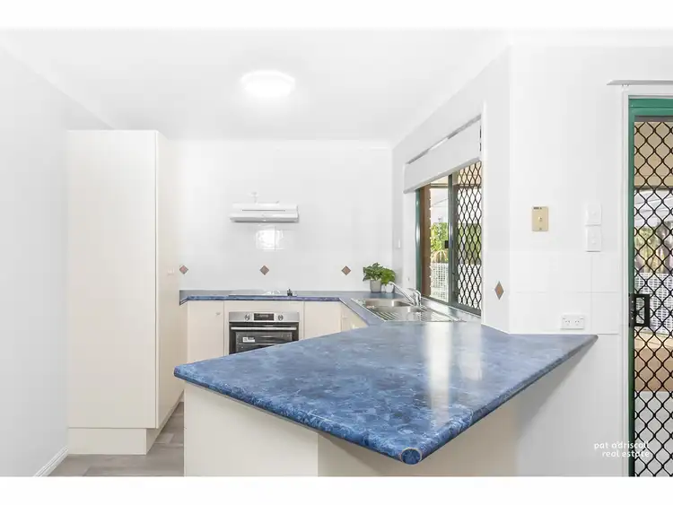 Third view of Homely house listing, 6 Flinders Court, Lammermoor QLD 4703