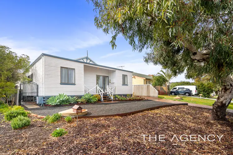 16 McKenzie Road, Shoalwater WA 6169