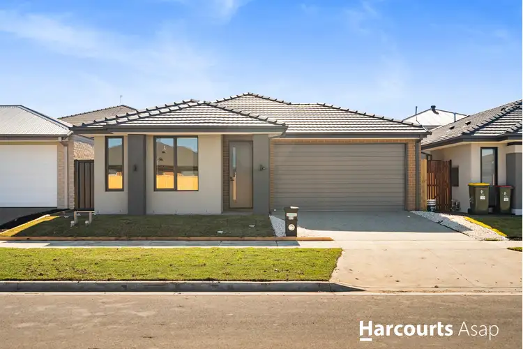 89 Generation Drive, Clyde North VIC 3978