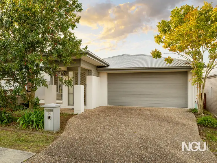 34 Hardwood Street, Spring Mountain QLD 4300