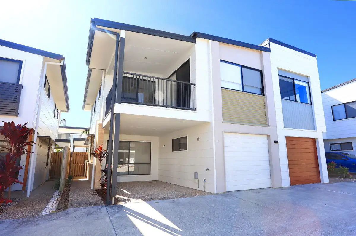 Main view of Homely semi-detached listing, 5/24 Careel Close, Helensvale QLD 4212