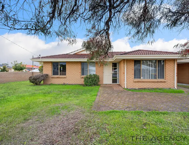 2/105 Arlunya Avenue, Cloverdale WA 6105