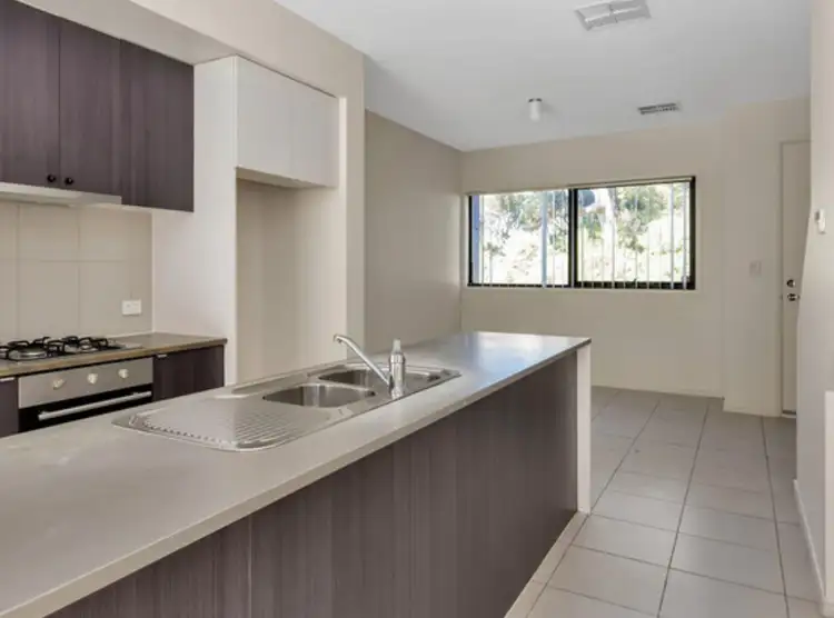 25 Derby Lane, St Clair SA 5011