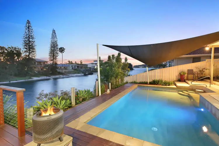49 Kingfisher Crescent, Burleigh Waters QLD 4220
