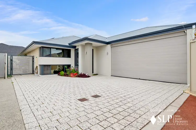 18 Peppertree Way, Madeley WA 6065