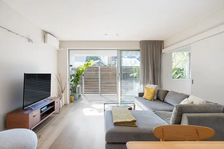 2/19 Poate Road, Centennial Park NSW 2021