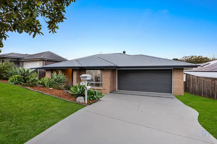 4 Bellavia Street, Cameron Park NSW 2285