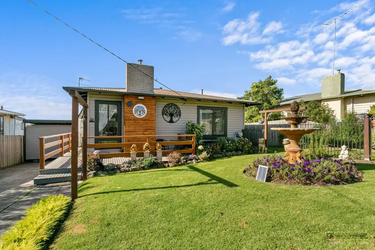 18 Doolan Street, Morwell VIC 3840