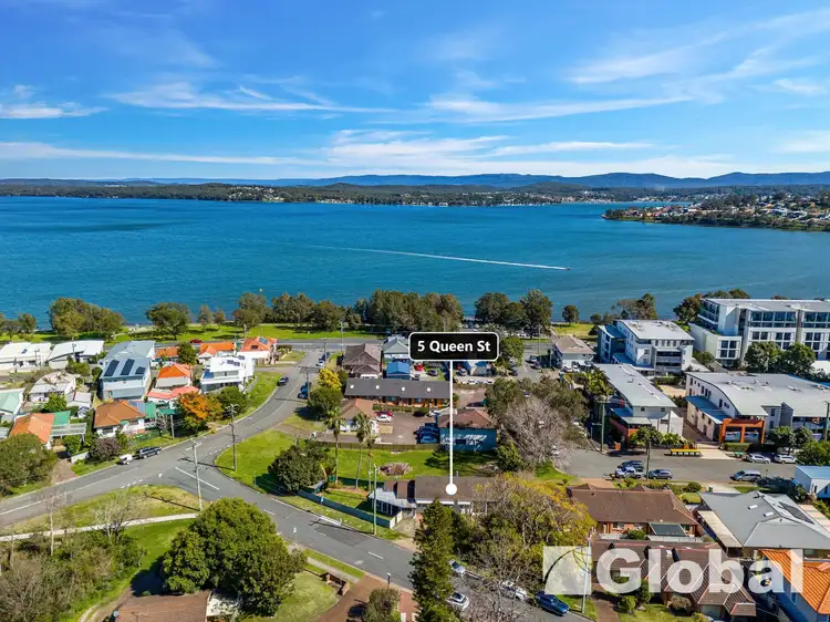 5 Queen Street, Warners Bay NSW 2282