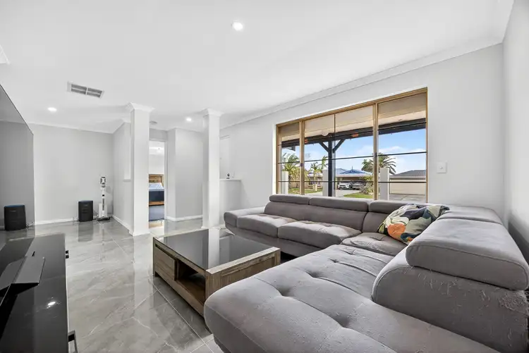 Sixth view of Homely house listing, 1 Limosa Glade, Warnbro WA 6169