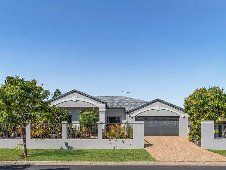 4 Furness Crescent, Sinnamon Park QLD 4073