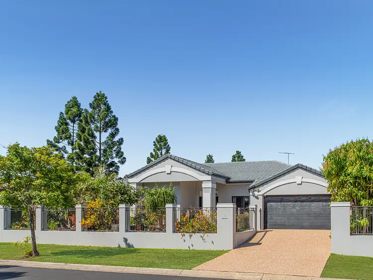 4 Furness Crescent, Sinnamon Park QLD 4073