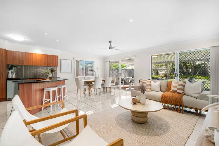 Second view of Homely house listing, 110 Drayton Terrace, Wynnum QLD 4178