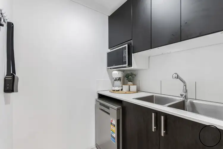 1 Contest Avenue, Falcon WA 6210