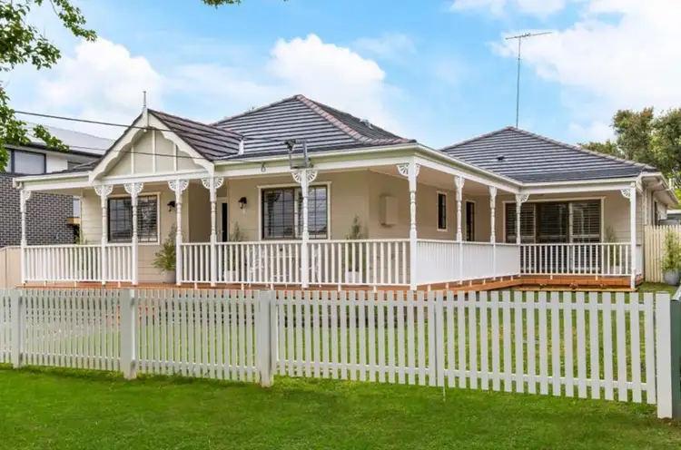 5 Pines Parade, Gymea NSW 2227