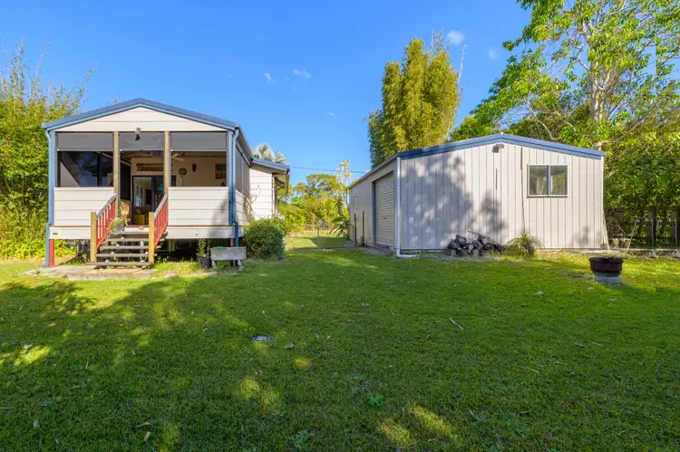 10 Regent Court, Cooloola Cove QLD 4580
