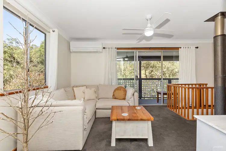 2 Kingsway Avenue, Rankin Park NSW 2287