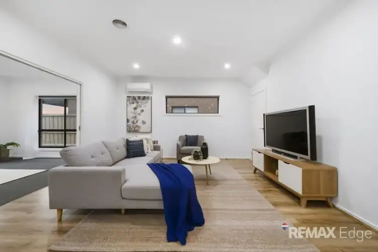 Second view of Homely house listing, 7 Juggler Drive, Tarneit VIC 3029