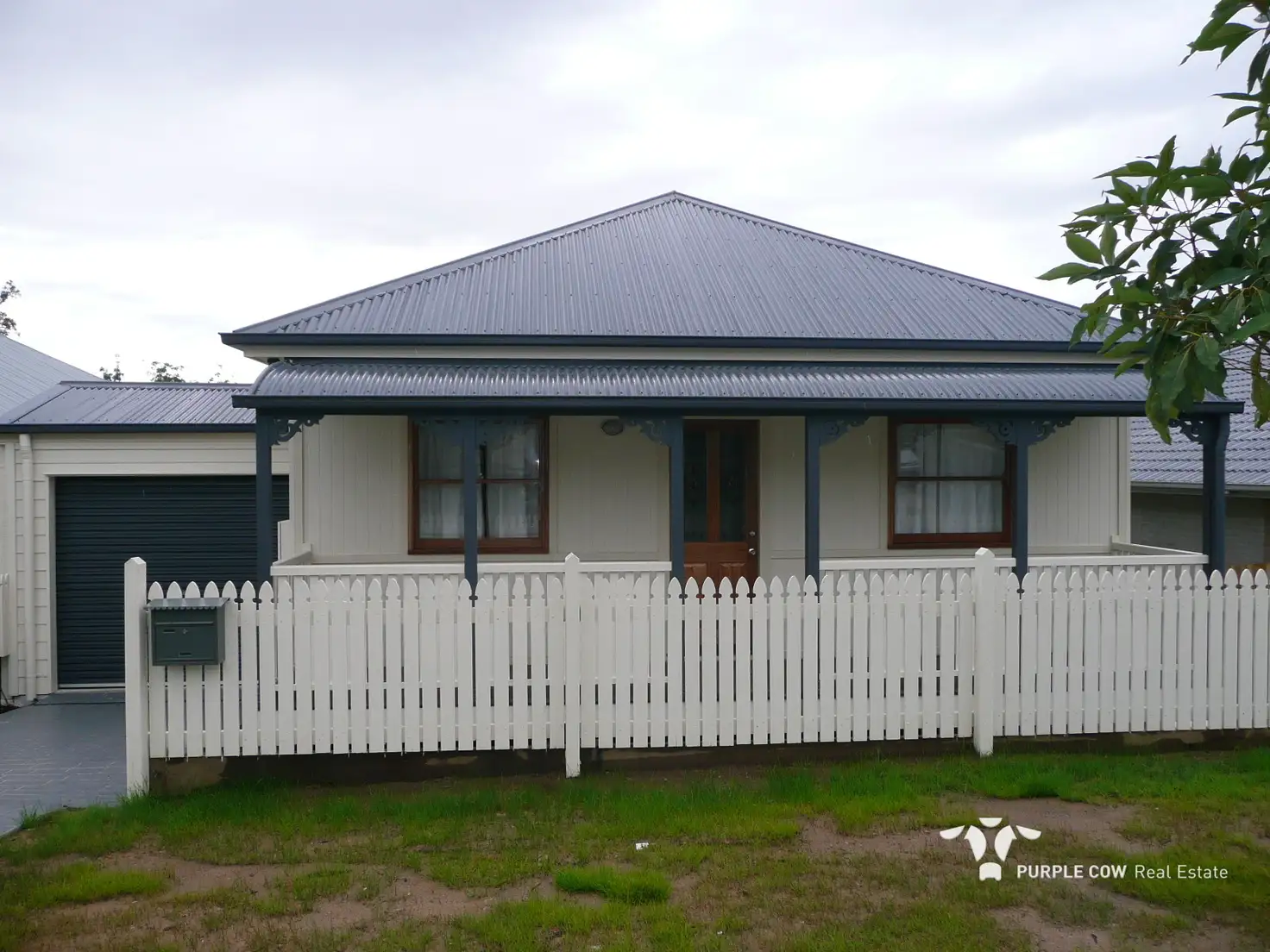 Main view of Homely house listing, 33 Emerald Crescent, Springfield QLD 4300