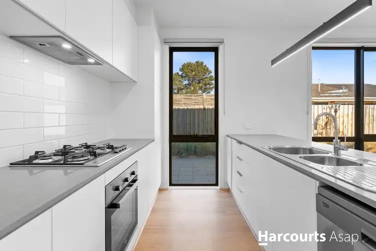Sixth view of Homely house listing, 1/39 Broadway, Bonbeach VIC 3196