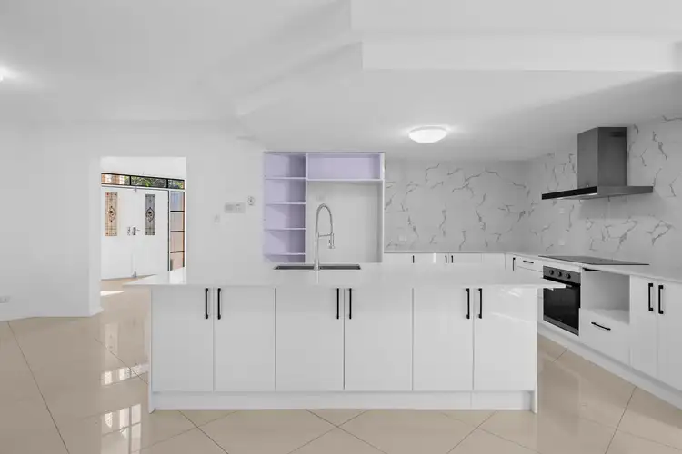 Sixth view of Homely house listing, 321 Cliveden Avenue, Oxley QLD 4075