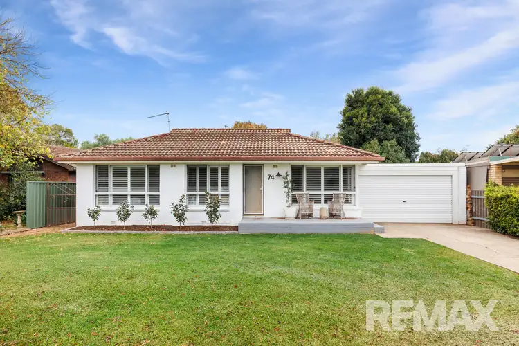 74 Jasmin Crescent, Lake Albert NSW 2650