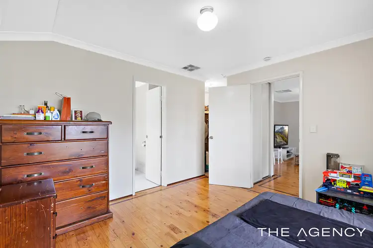 Sixth view of Homely house listing, 5 Bree Close, Atwell WA 6164
