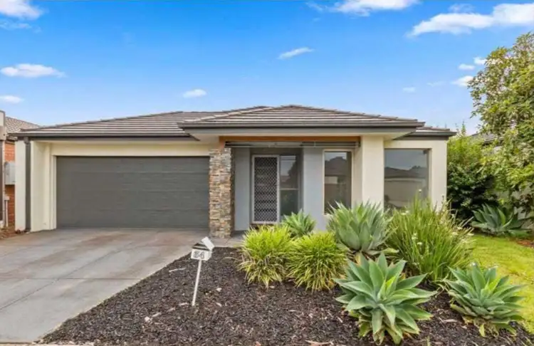 34 Edenbrook Circuit, Pakenham VIC 3810