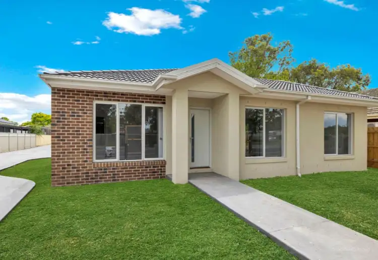1/21 Lardner Road, Drouin VIC 3818