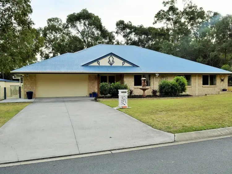 25 Cabernet Crescent, Pine Mountain QLD 4306