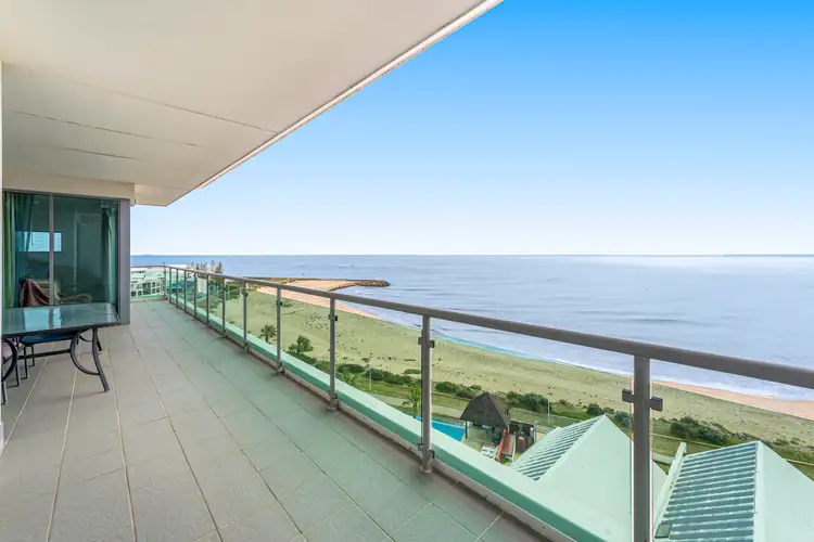 16 Dolphin Drive