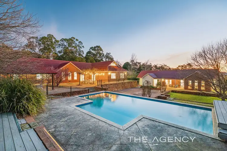 17 College Road, Gooseberry Hill WA 6076