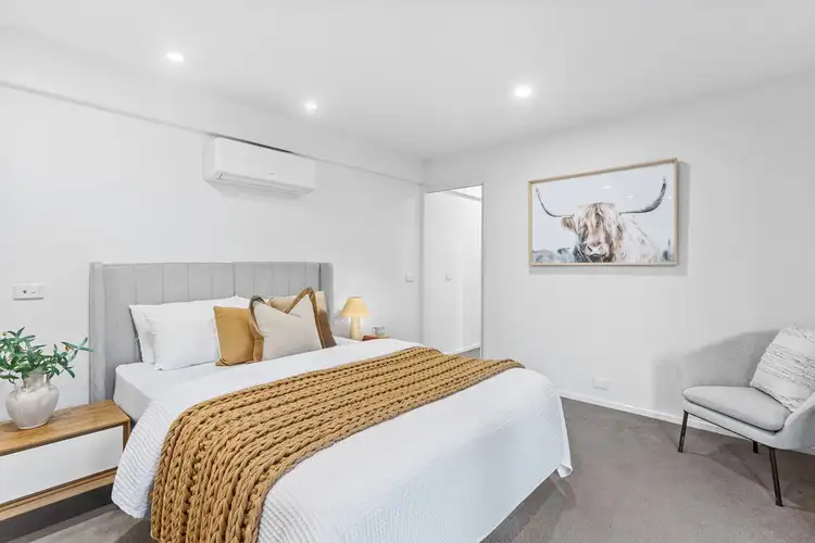 11 Sheoak Grove, Mount Martha VIC 3934