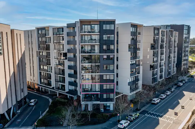 301/81A Lord Sheffield Circuit, Penrith NSW 2750