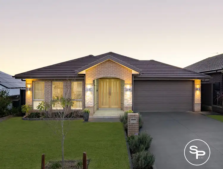 5 Wisteria Rise, Cobbitty NSW 2570