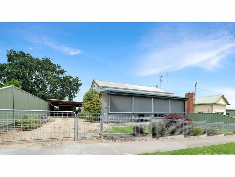 4 McLeod Street, Orbost VIC 3888