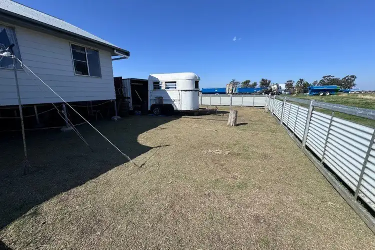 Seventh view of Homely house listing, 2 Lynagh Street, Kaimkillenbun QLD 4406