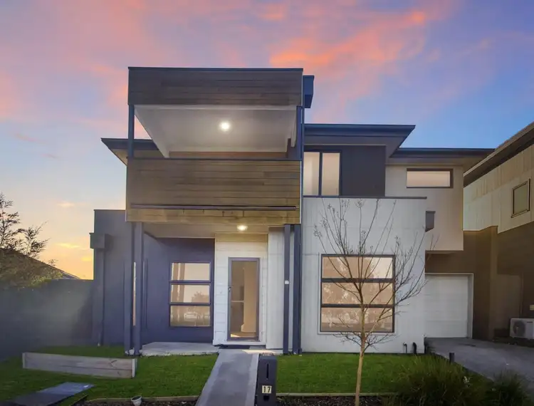17 Everglade Crescent, Roxburgh Park VIC 3064