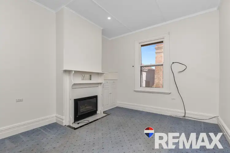 28 George Street, Junee NSW 2663