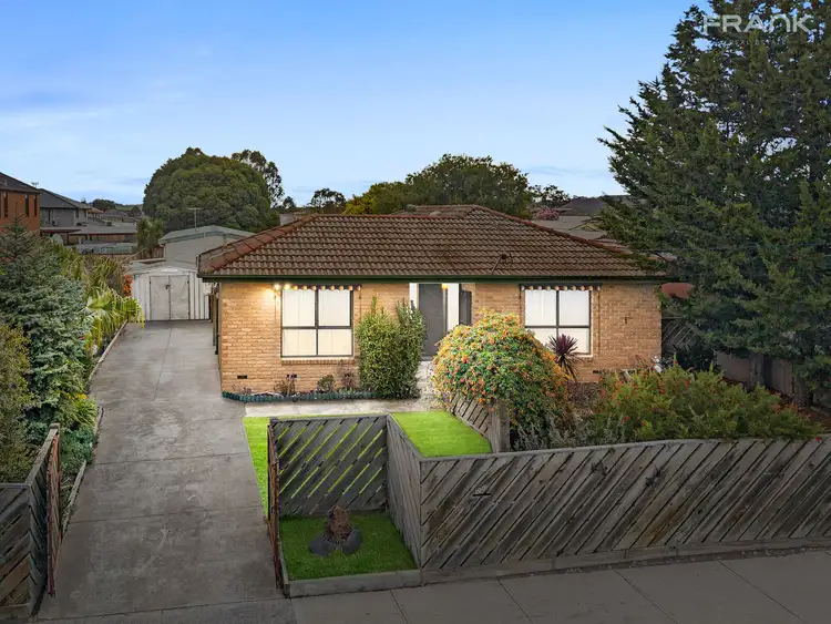 100 Harricks Crescent, Attwood VIC 3049