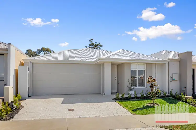15 Abba Lane, South Guildford WA 6055
