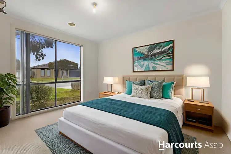 Fifth view of Homely house listing, 9 Carabott Place, Berwick VIC 3806