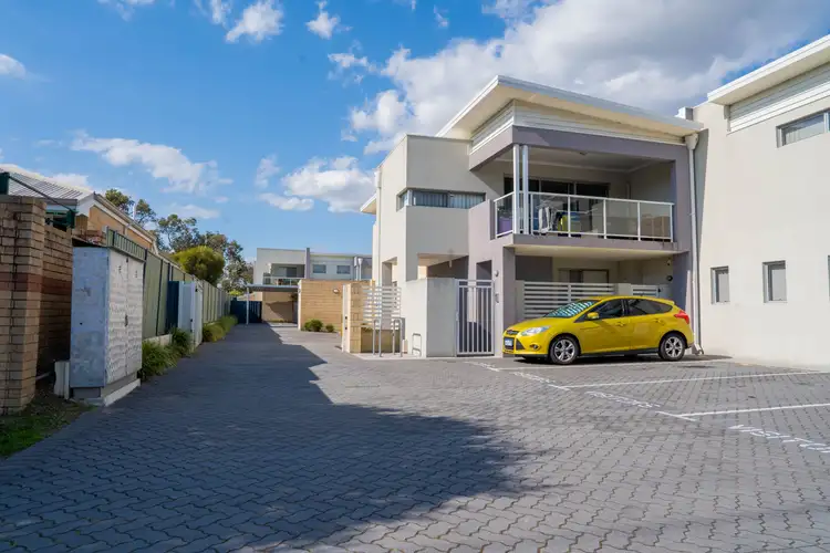 14/61 Hardey Road, Belmont WA 6104