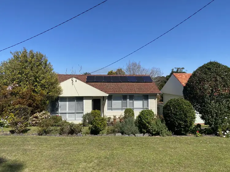 25 Rodway Parade, Kotara NSW 2289