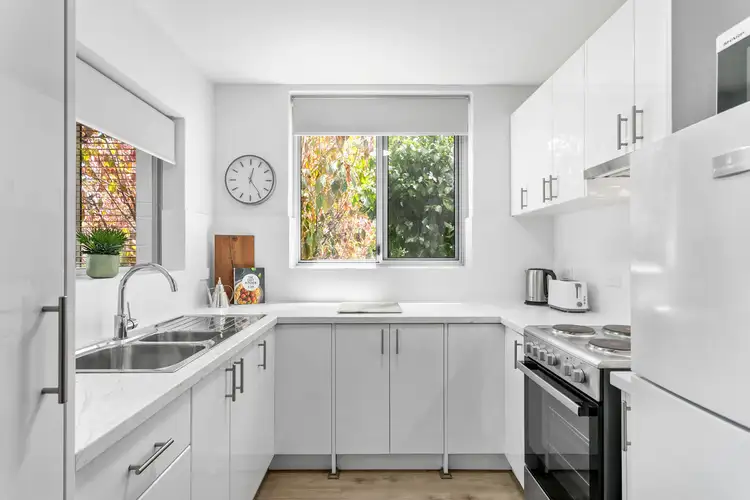 1/30 Shenton Road, Claremont WA 6010