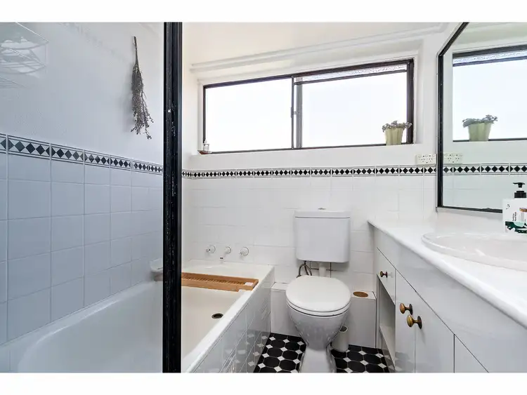 Fourth view of Homely apartment listing, 2/25 High Street, The Hill NSW 2300